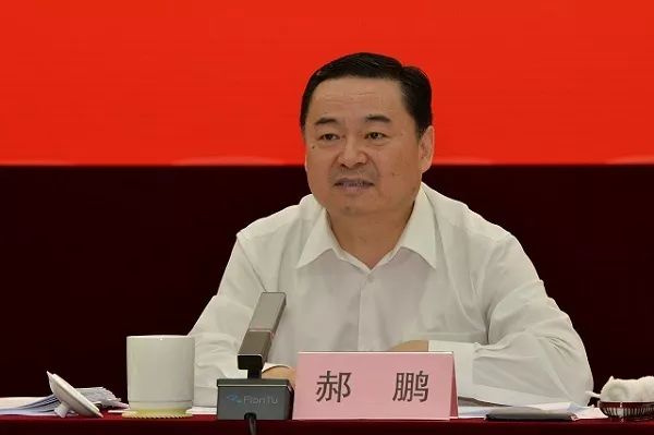 國(guó)資委與中央企業(yè)簽訂經(jīng)營(yíng)業(yè)績(jī)責(zé)任書(shū)，郝鵬強(qiáng)調(diào)要全力以赴穩(wěn)增長(zhǎng)切實(shí)發(fā)揮好“穩(wěn)定器”作用